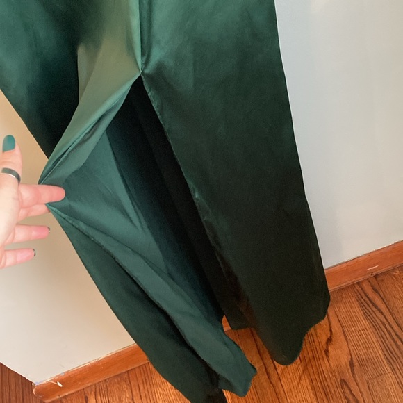 David’s bridal bridesmaid dress satin green size 10 - Picture 7 of 15